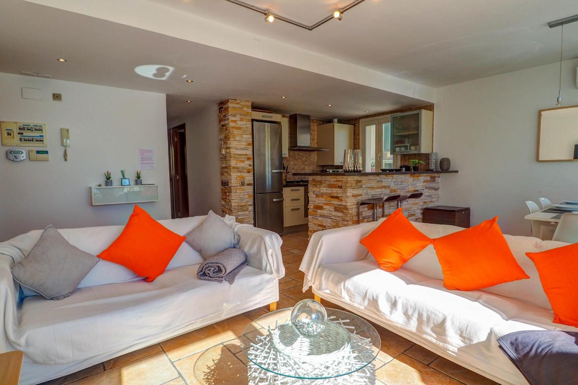 La Marina Sea Front By Hello Homes سيدجيس المظهر الخارجي الصورة