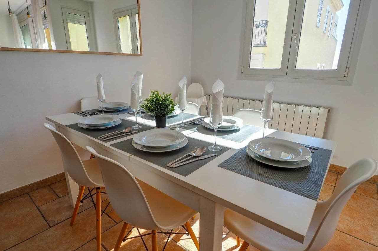 La Marina Sea Front By Hello Homes سيدجيس المظهر الخارجي الصورة