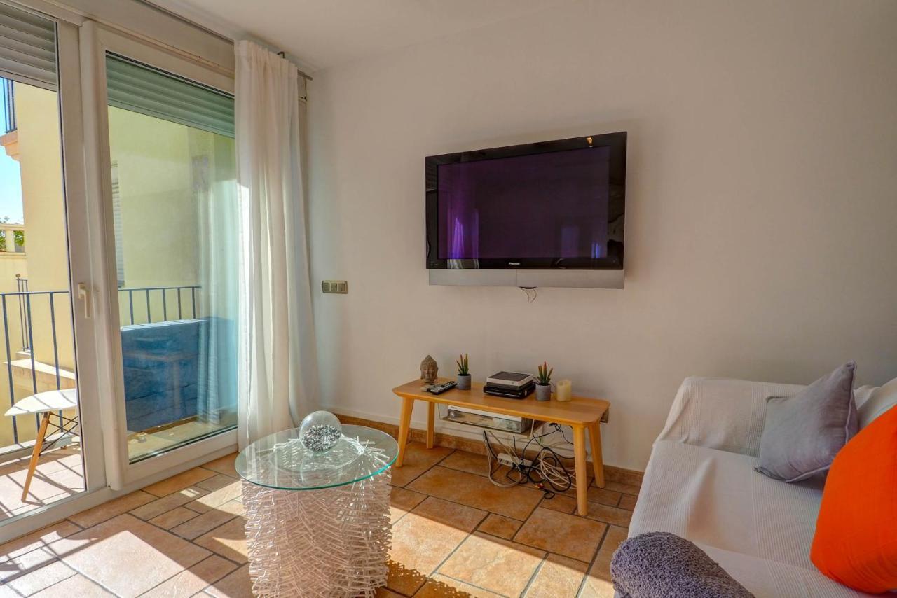 La Marina Sea Front By Hello Homes سيدجيس المظهر الخارجي الصورة